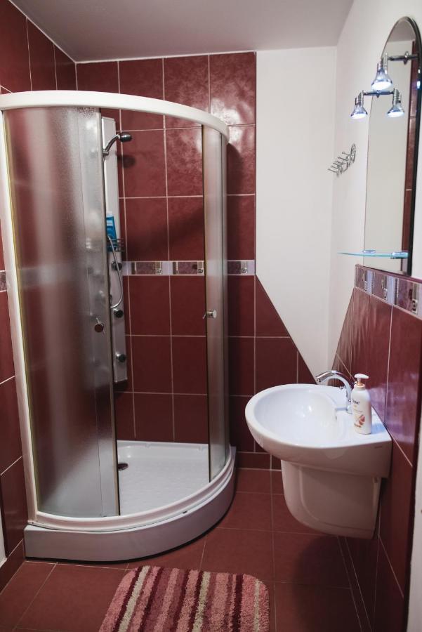 Smb Holiday Apartment Braşov Eksteriør bilde